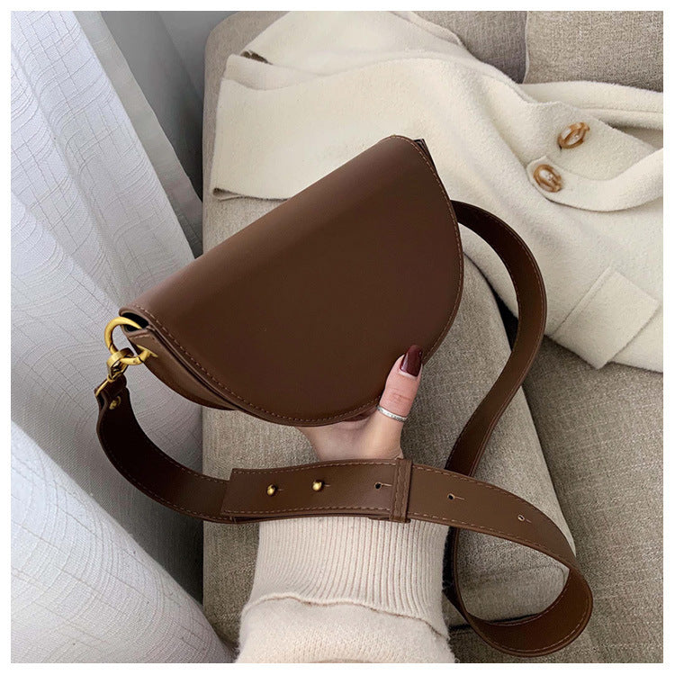 half moon saddle bag