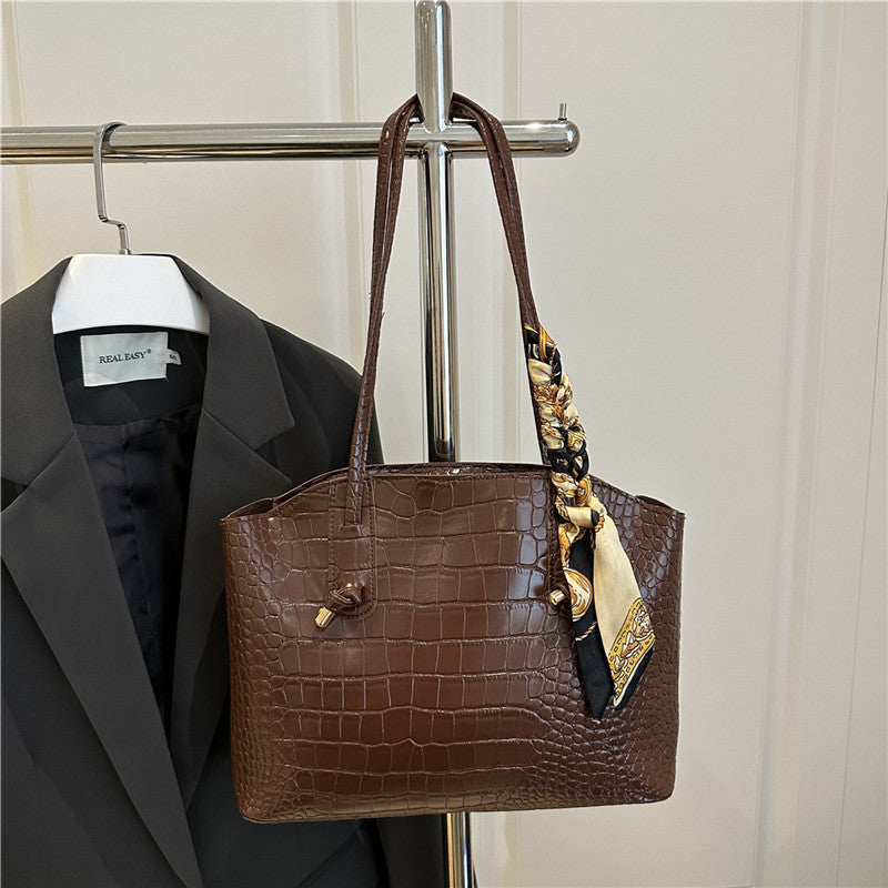 Fashion Casual Red Large Capacity Handbag